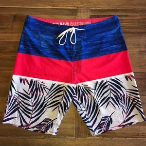 Old Navy California Board Shorts Men's Size 36